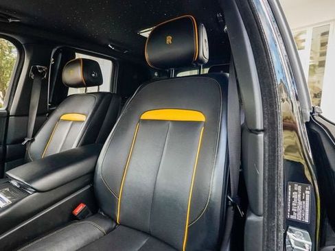 Used 2020 Rolls-Royce Cullinan Black Badge image 55