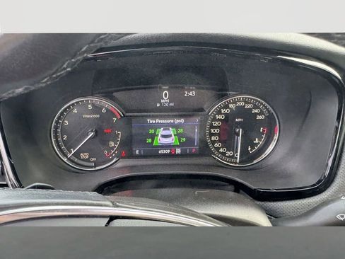 Used 2021 Cadillac XT5 Premium Luxury image 20