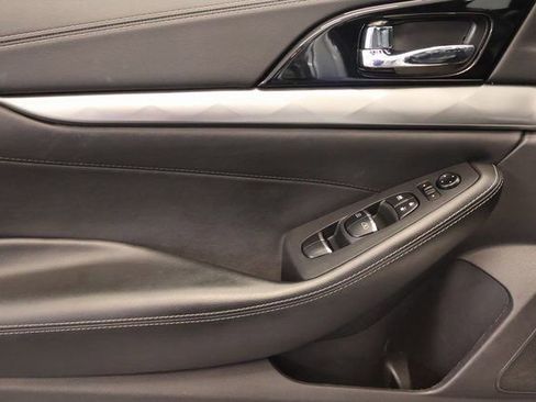 Used 2022 Nissan Maxima SV w/ Floor Mat Group image 9