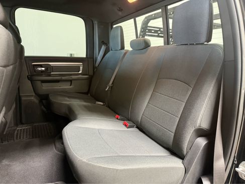Used 2022 RAM 1500 Classic Warlock AWD/4WD image 15