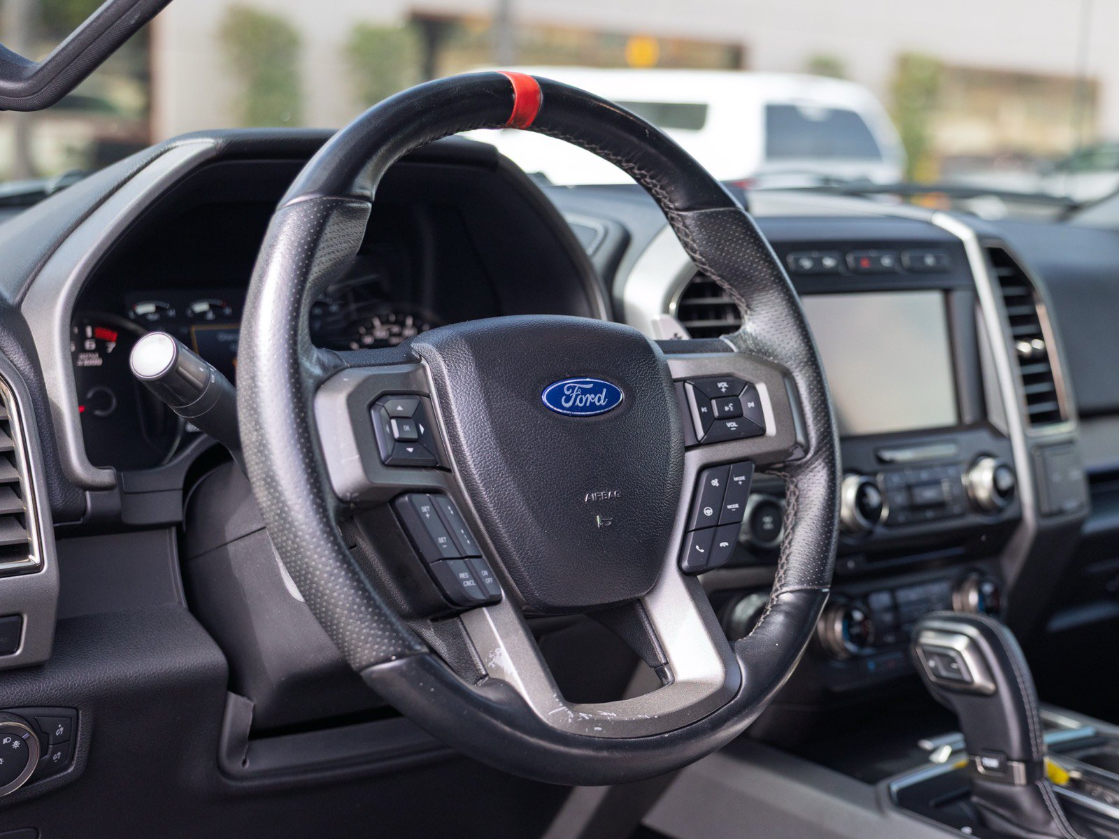 Used 2018 Ford F150 Raptor w/ Equipment Group 802A Luxury AWD/4WD image 14
