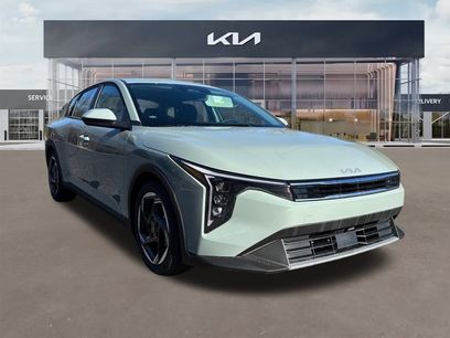 New 2025 Kia K4 EX