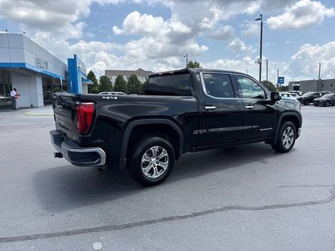 Used 2025 GMC Sierra 1500 SLT AWD/4WD image 3