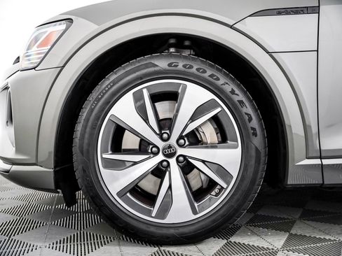 Certified 2024 Audi Q8 e-tron Premium AWD/4WD image 4