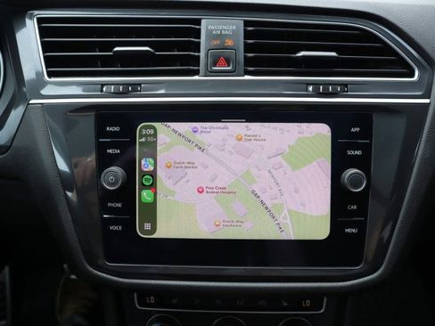 Used 2021 Volkswagen Tiguan SE R-Line AWD/4WD image 12
