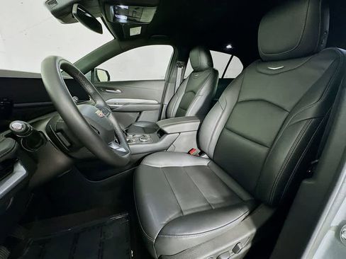 Used 2025 Cadillac XT4 Premium Luxury FWD image 12