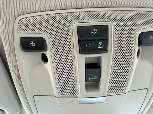 Used 2019 Mercedes-Benz CLA 250 4MATIC image 64