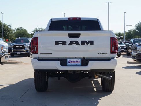 New 2026 RAM 3500 Big Horn AWD/4WD image 8