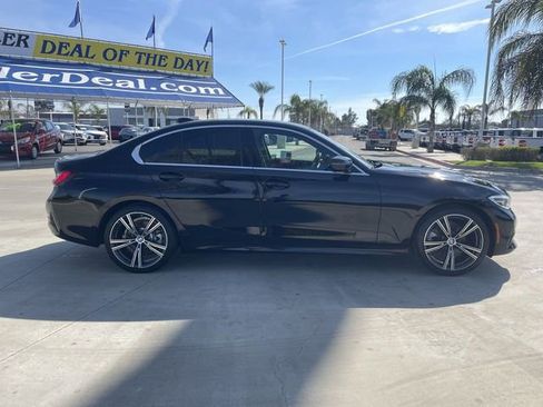 Used 2022 BMW 330i Sedan w/ Premium Package 2 image 9