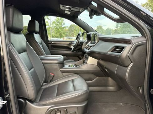 Used 2024 Chevrolet Tahoe LT RWD image 18