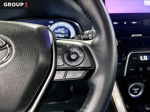 Certified 2024 Toyota Venza Limited image 24