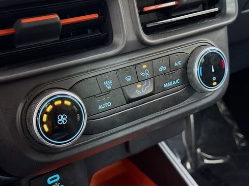 Used 2023 Ford Maverick XLT image 15