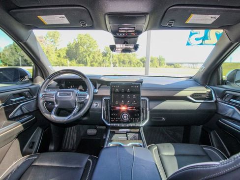 Used 2025 GMC Acadia Denali w/ Super Cruise Package AWD/4WD image 11