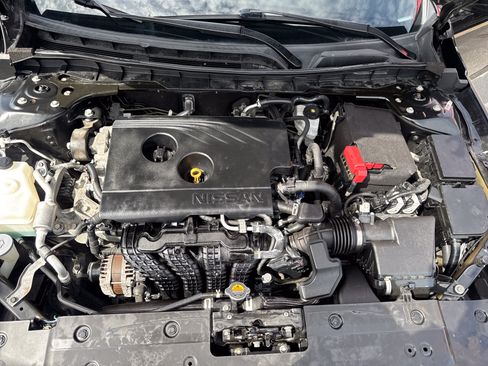 Used 2019 Nissan Altima 2.5 SR w/ SR Premium Package AWD/4WD image 11