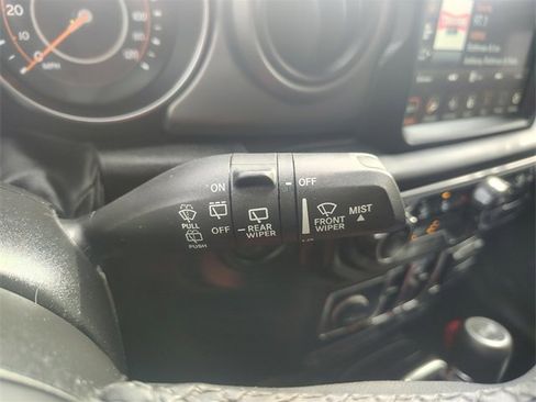 Used 2023 Jeep Wrangler Sport S image 16