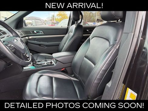 Used 2019 Ford Explorer XLT w/ Equipment Group 202A image 8