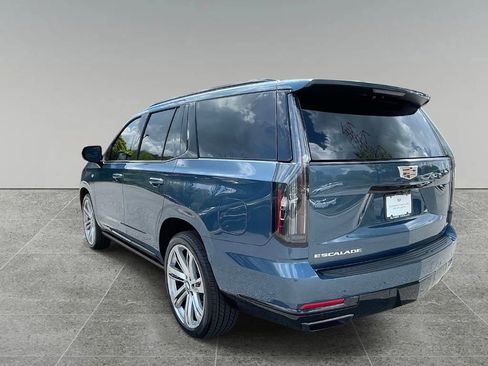 New 2026 Cadillac Escalade Platinum Sport image 3