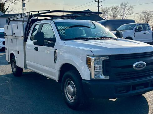 Used 2019 Ford F350 XL w/ Power Equipment Group image 4