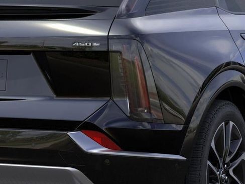 New 2026 Cadillac Optiq Sport 2 RWD image 11