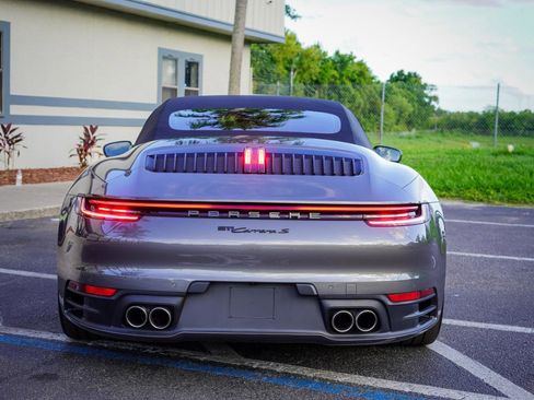 Used 2020 Porsche 911 Carrera S RWD image 6