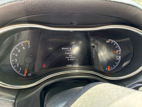Used 2014 Jeep Grand Cherokee Limited AWD/4WD image 16