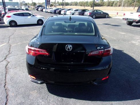 Used 2018 Acura ILX FWD image 5