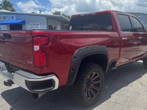 Used 2021 Chevrolet Silverado 2500 LTZ w/ LTZ Premium Package AWD/4WD image 4