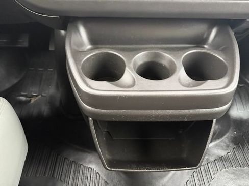 Used 2008 Chevrolet Express 2500 image 21