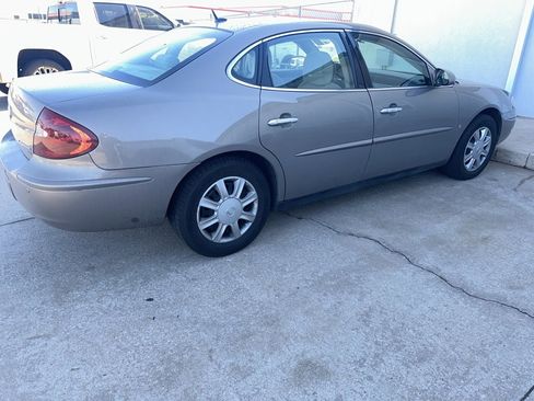 Used 2006 Buick LaCrosse CX image 6