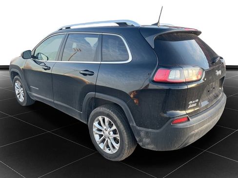 Used 2019 Jeep Cherokee Latitude w/ Popular Appearance Group image 3