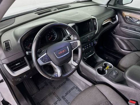 Used 2018 GMC Terrain SLE image 2