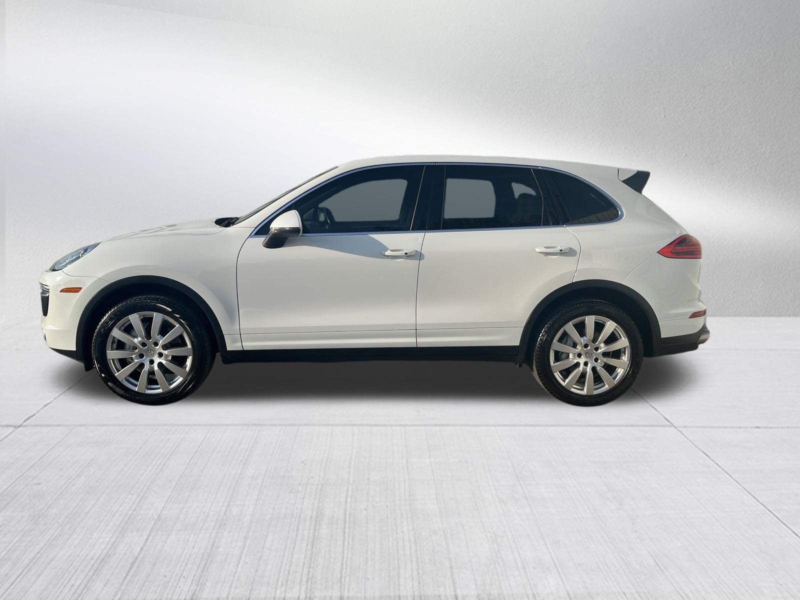 Used 2017 Porsche Cayenne S AWD/4WD image 4