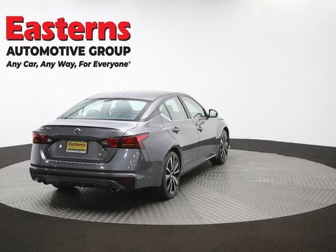 Used 2022 Nissan Altima 2.5 SR FWD image 39
