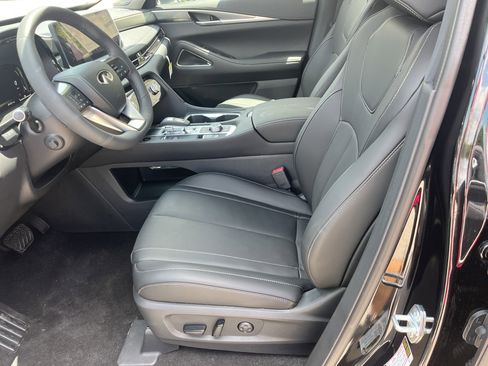 Used 2026 INFINITI QX60 Luxe w/ Cargo Package image 5