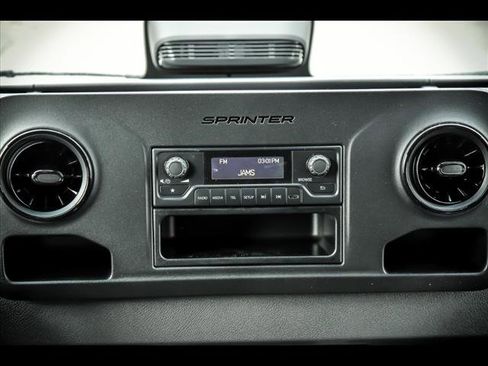 New 2025 Mercedes-Benz Sprinter 2500 image 9