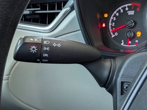Used 2022 Toyota Corolla Cross L FWD image 7