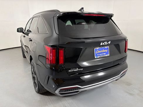 Used 2023 Kia Sorento SX FWD image 6