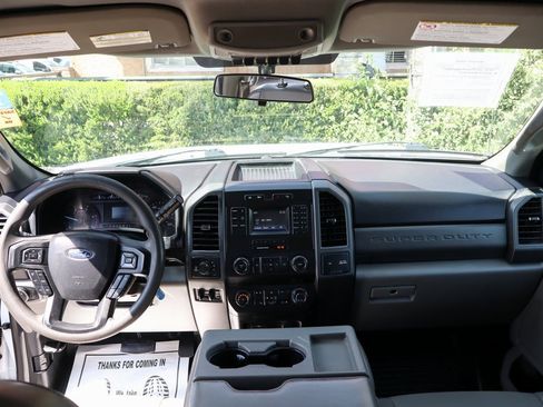 Used 2019 Ford F250 XL w/ Power Equipment Group image 25