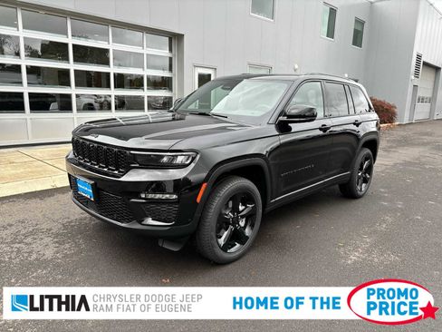New 2025 Jeep Grand Cherokee Limited w/ Luxury Tech Group II image 1