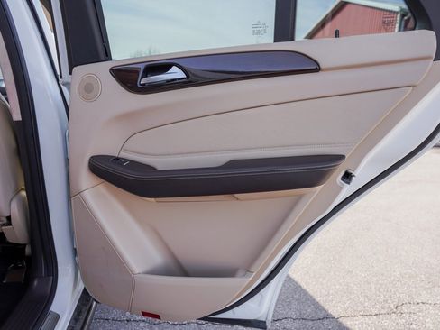 Used 2016 Mercedes-Benz GLE 300d 4MATIC image 35