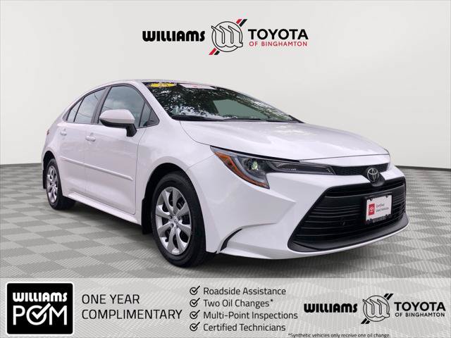 Certified 2025 Toyota Corolla LE FWD image 1
