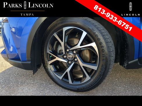 Used 2021 Toyota C-HR XLE image 29