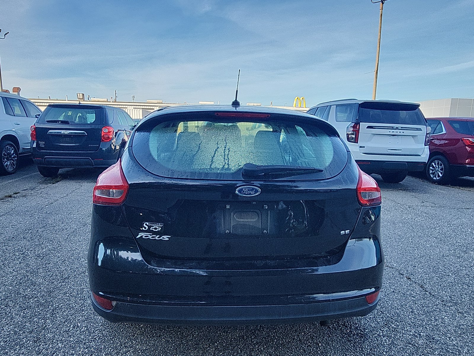 Used 2018 Ford Focus SE w/ Cold Weather Package FWD image 4