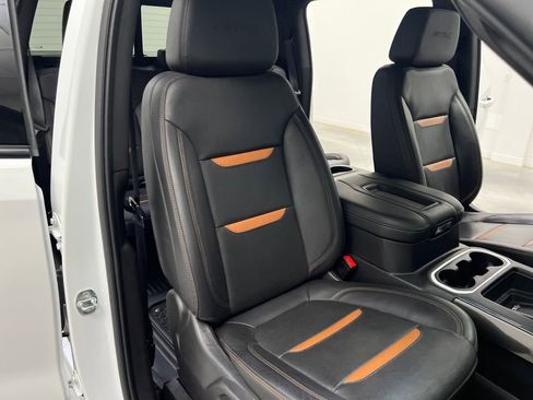 Used 2021 GMC Sierra 1500 AT4 w/ AT4 Value Package AWD/4WD image 25