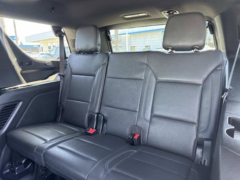 Used 2023 Chevrolet Tahoe Z71 w/ Luxury Package AWD/4WD image 26