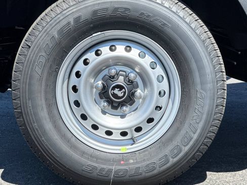 New 2025 Ford Bronco 4-Door AWD/4WD image 26