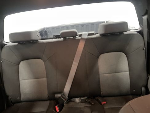 Used 2023 Chevrolet Colorado W/T RWD image 11