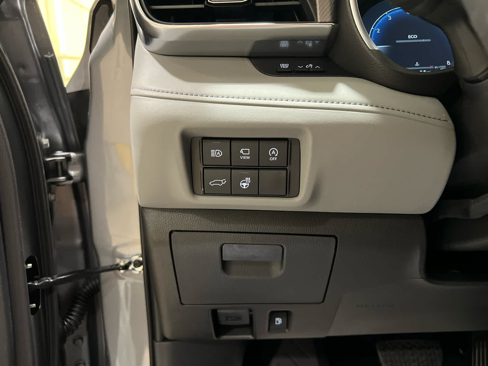 New 2026 Toyota Highlander Platinum AWD/4WD image 23