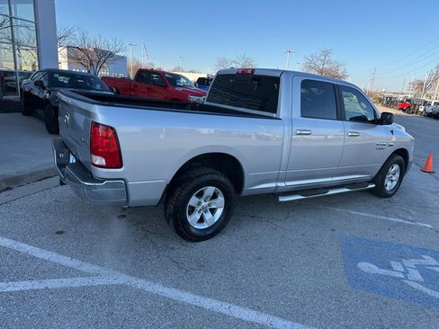 Used 2017 RAM 1500 Classic SLT image 31