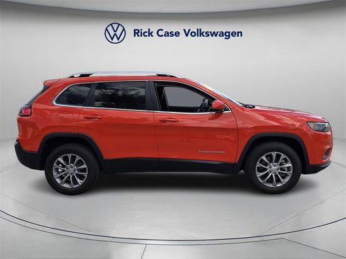 Used 2021 Jeep Cherokee Latitude Lux image 3